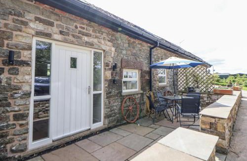 Tunstall House | Sunbird Cottage