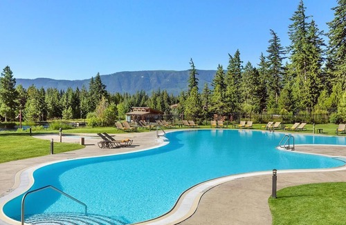 Cle Elum House | Suncadia 2 Bdrm Pet Friendly Townhome Steps Away from Pool