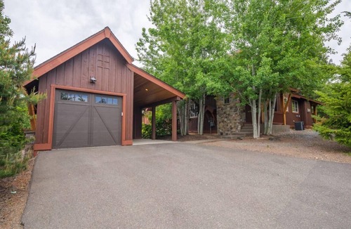 Cle Elum Ski Chalet | Suncadia 2 Bed Village Chalet Hot Tub + Game Room