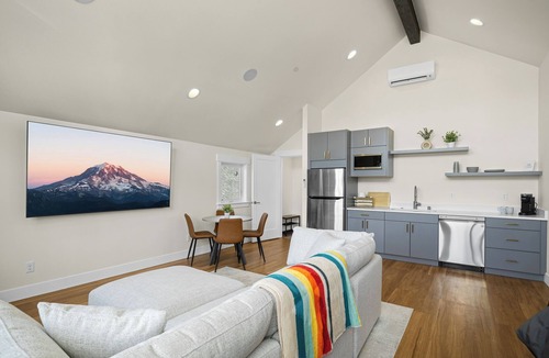 Roslyn Apartment | Suncadia Studio - Private Entrance - AC