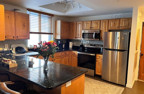 Pinebrook Condo | Sundance Film Festival Stay-Lovely 2BR/2BA Condo in Park City