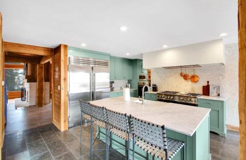 Sundance House | Sundance Retreat, 7 Bed, 7 Bath, Mountain Views, Hot Tub