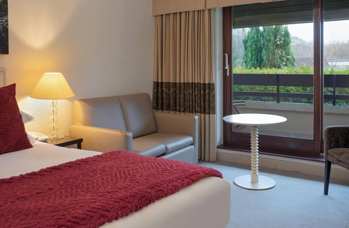 Box Hill Hotel | Sunday Box Hill Burford Bridge Hotel