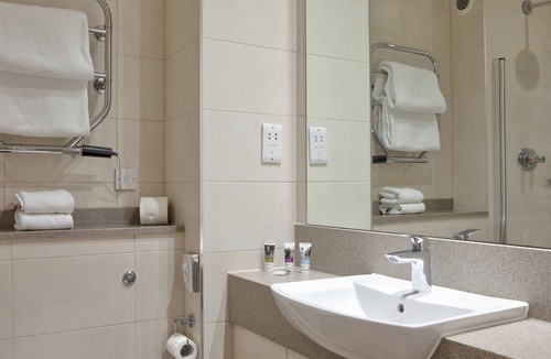 Box Hill Hotel | Sunday Box Hill Burford Bridge Hotel