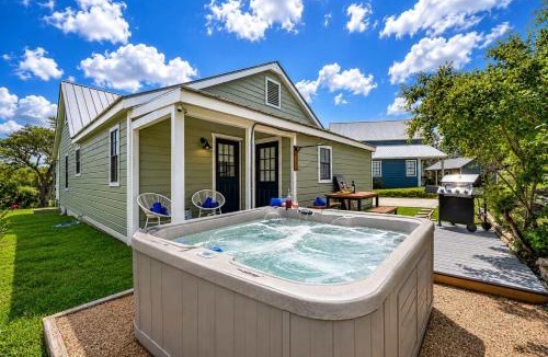 Fredericksburg House | Sunday Circle - Hot Tub & Hill Country Wine Trail