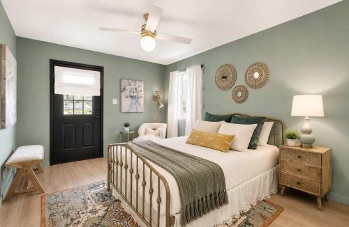 Fredericksburg House | Sunday Circle - Hot Tub & Hill Country Wine Trail