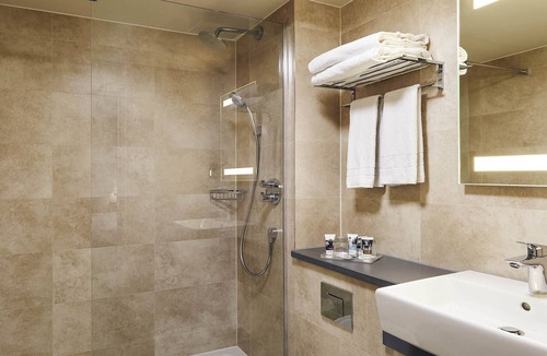 Exeter Apartment | Sunday Exeter Rougemont Hotel | Standard Double