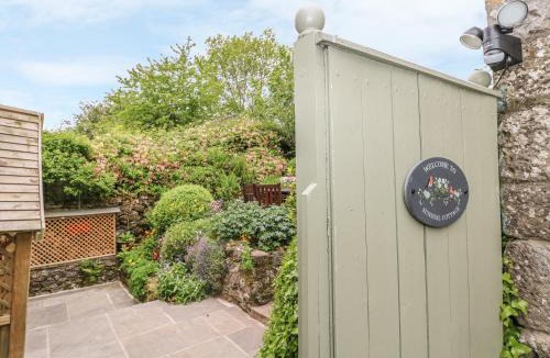 Newton Grange House | Sundial Cottage