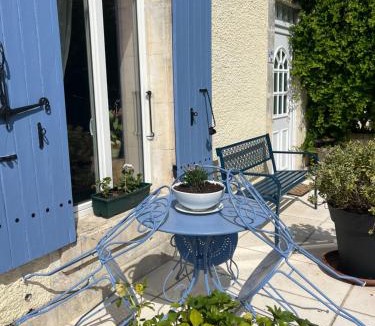 Paille Bed & Breakfast | Sundown