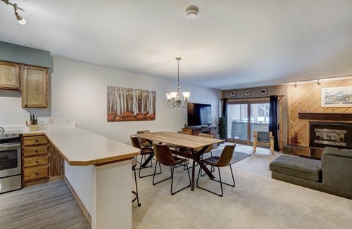 Four O'Clock Condo | Sundowner II 203