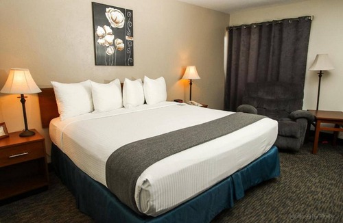 Riverton Hotel | Sundowner Station