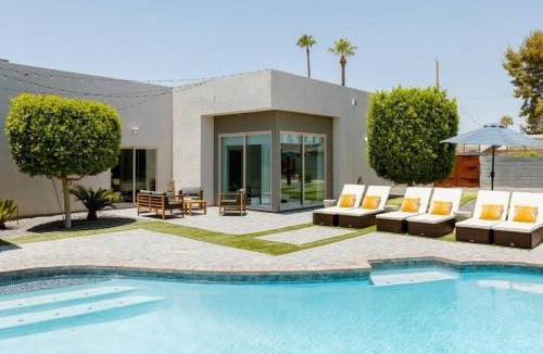 Cox Heights House | Sundream
