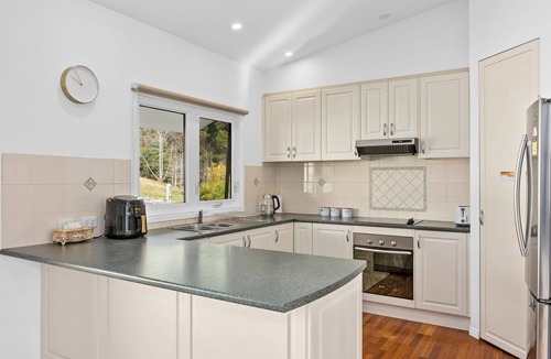 Marysville House | SUNDS VIEW- Spectacular mountain views