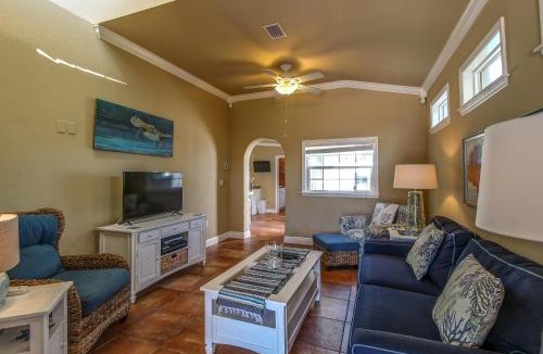 Holmes Beach House | Sunfish 104