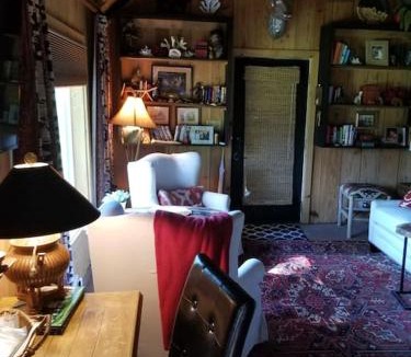 Clarksdale House | Sunflower Cottage on the River
