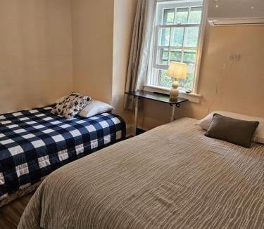 Summerside Bed & Breakfast | Sunflower Guest Suites