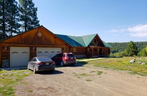San Juan River Village House | Sunflower Lodge