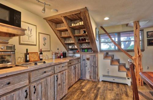 San Marcos House | Sunflower Ridge Cabin