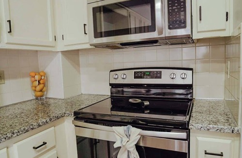 Overland Park House | Sunflower Suite- Central, Near Highway