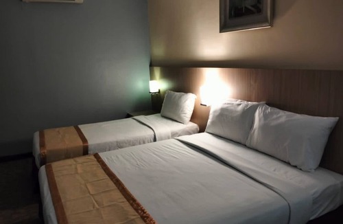 Pasir Penambang Hotel | Sunflower World Hotel