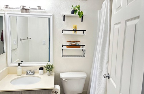 Oakland Apartment | Sunlit Lakeside Oasis