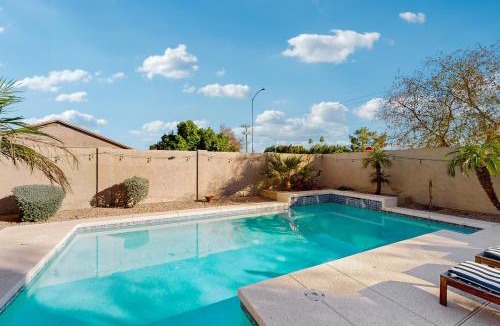 Mesa House | Sunlit Mesa Getaway