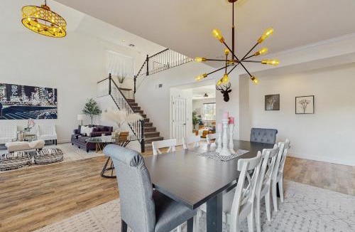 Mesa House | Sunlit Mesa Getaway