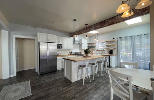 Beach Hill - Beach Flats House | Sunlit Surf Retreat