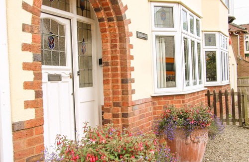 Ludwel Cottage | SUNNINGDALE, family friendly, with a garden in Ludlow