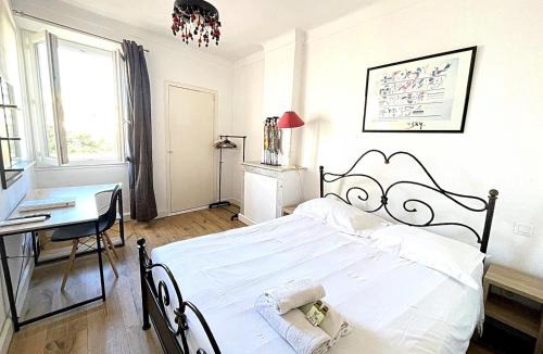 Cannes City Centre Apartment | Sunny 1 Bedroom Rue Commandant André