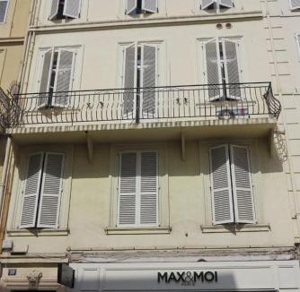 Cannes City Centre Apartment | Sunny 1 Bedroom Rue Commandant André