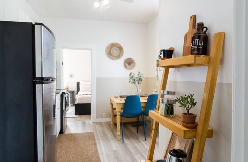 Winnipeg Apartment | Sunny 2 Bed Suite by HSC & U of M