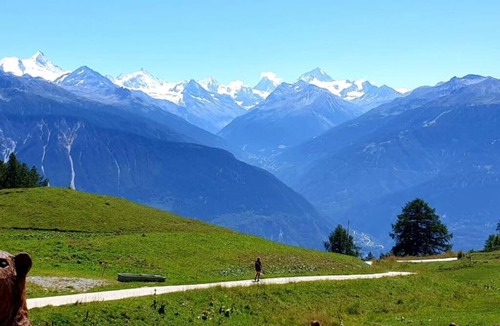 Aminona Apartment | Sunny 2 BR w large terrace, stunning views & pool