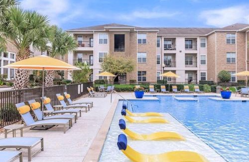 Egypt Apartment | Sunny 2BR Magnolia Escape Pool Gym & Location
