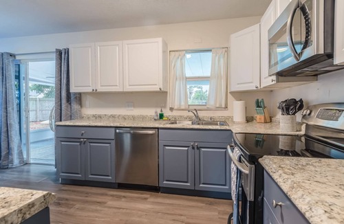 Walsingham House | Sunny 3BR escape w/tiki patio dining & yard