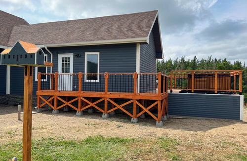 Margaree Ski Chalet | Sunny Acre Lodge - 5 Bedrooms with Hot Tub