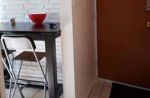 District Wright - Parc - de - la - Montagne Apartment | Sunny and bright 2nd floor unit with balcony