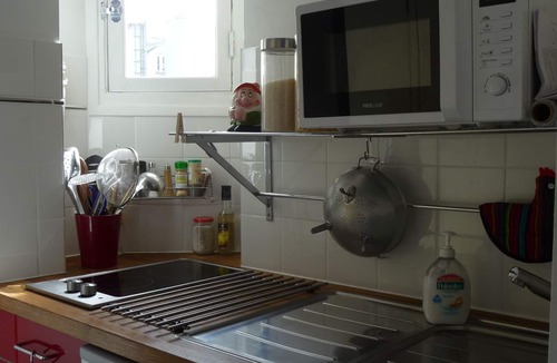 Epinettes Apartment | Sunny and tastefully decorated studio flat