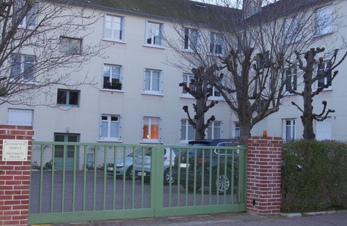 Deauville City Centre Apartment | Sunny apartment full center T3 75m2 with private parking