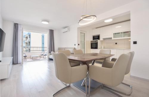 Istok Apartment | Sunny Apartment Jakovina 1