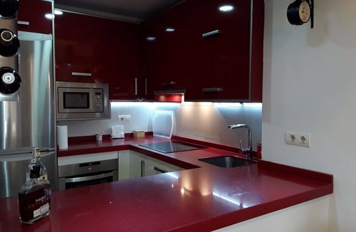 El Faro Apartment | Sunny Apartment Urb Polarsol, Fuengirola, Mijas by H&H