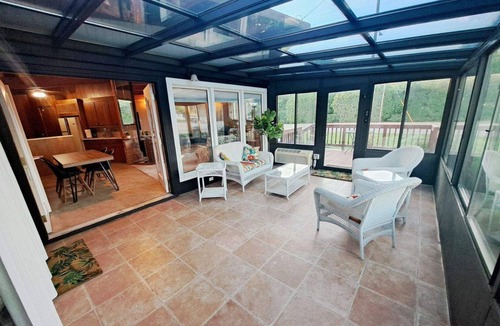 McPherson House | Sunny Arcadian Court