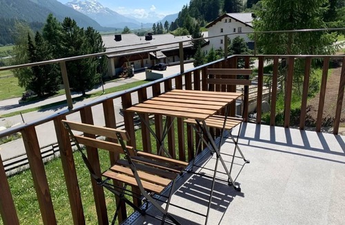 La Punt-Chamues-ch Apartment | Sunny Arnica 4