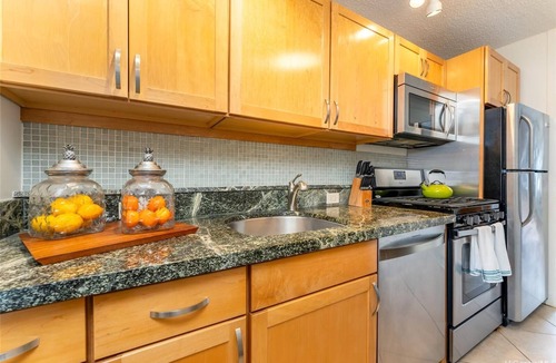 Diamond Head - Kapahulu - St. Louis Condo | Sunny Beach Condo Oahu