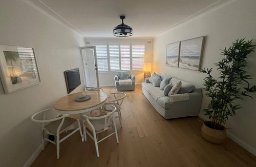 Drummoyne Apartment | Sunny Boutique Apartment