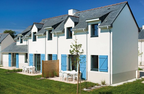 Queven House | Sunny Brittany Cottage