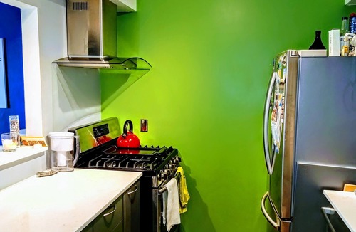 North Shoal Creek Condo | Sunny Condo in North Central Austin