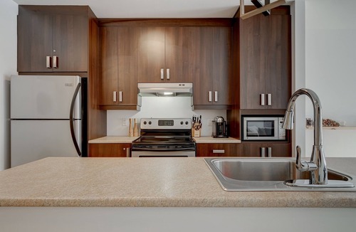 Bromont Condo | Sunny condo-Skiing and biking in/out-Golf-Hiking