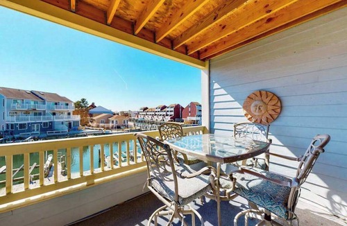 Heron Harbour Isle Condo | Sunny Condo w/Private Balcony, Free WiFi, Shared Pools, Tennis Court, and A/C