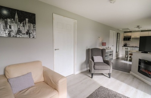 Llanfihangel Tal-y-llyn Cottage | Sunny Cottage